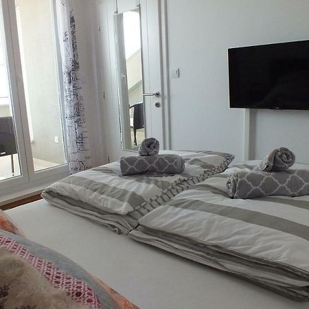 Apartment Silvija ノヴァリャ エクステリア 写真