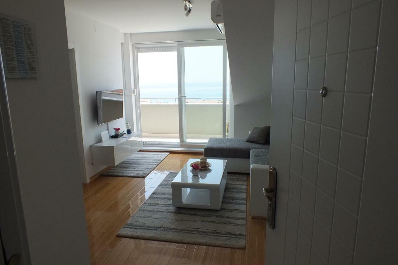 Apartment Silvija ノヴァリャ エクステリア 写真