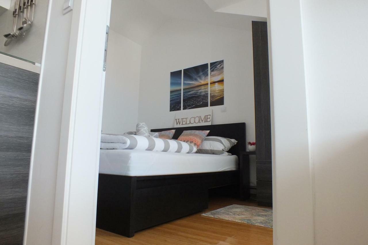 Apartment Silvija ノヴァリャ エクステリア 写真