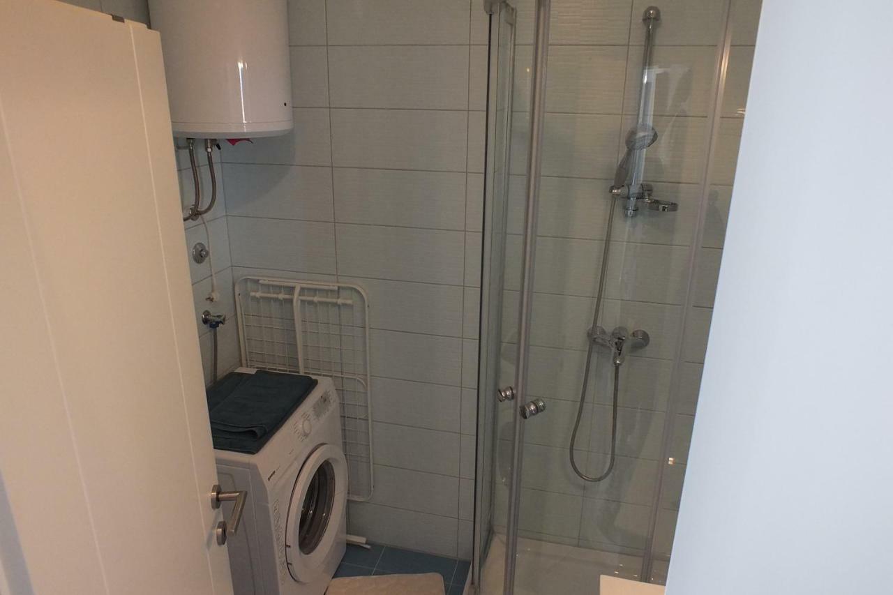 Apartment Silvija ノヴァリャ エクステリア 写真